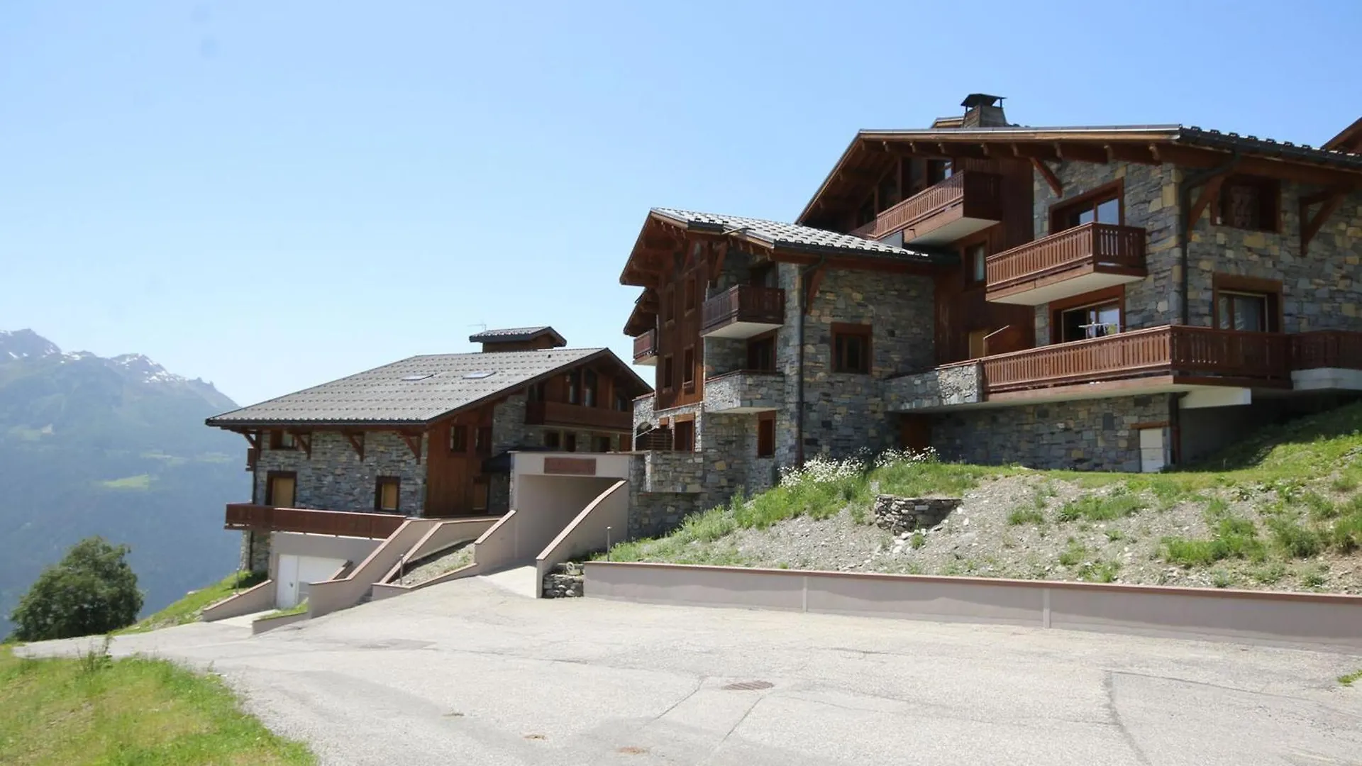 Appartement Spacieux 4 Chambres - Pieds Des Pistes - Balcon - Parking Couvert - Fr-1-275-130 La Rosiere